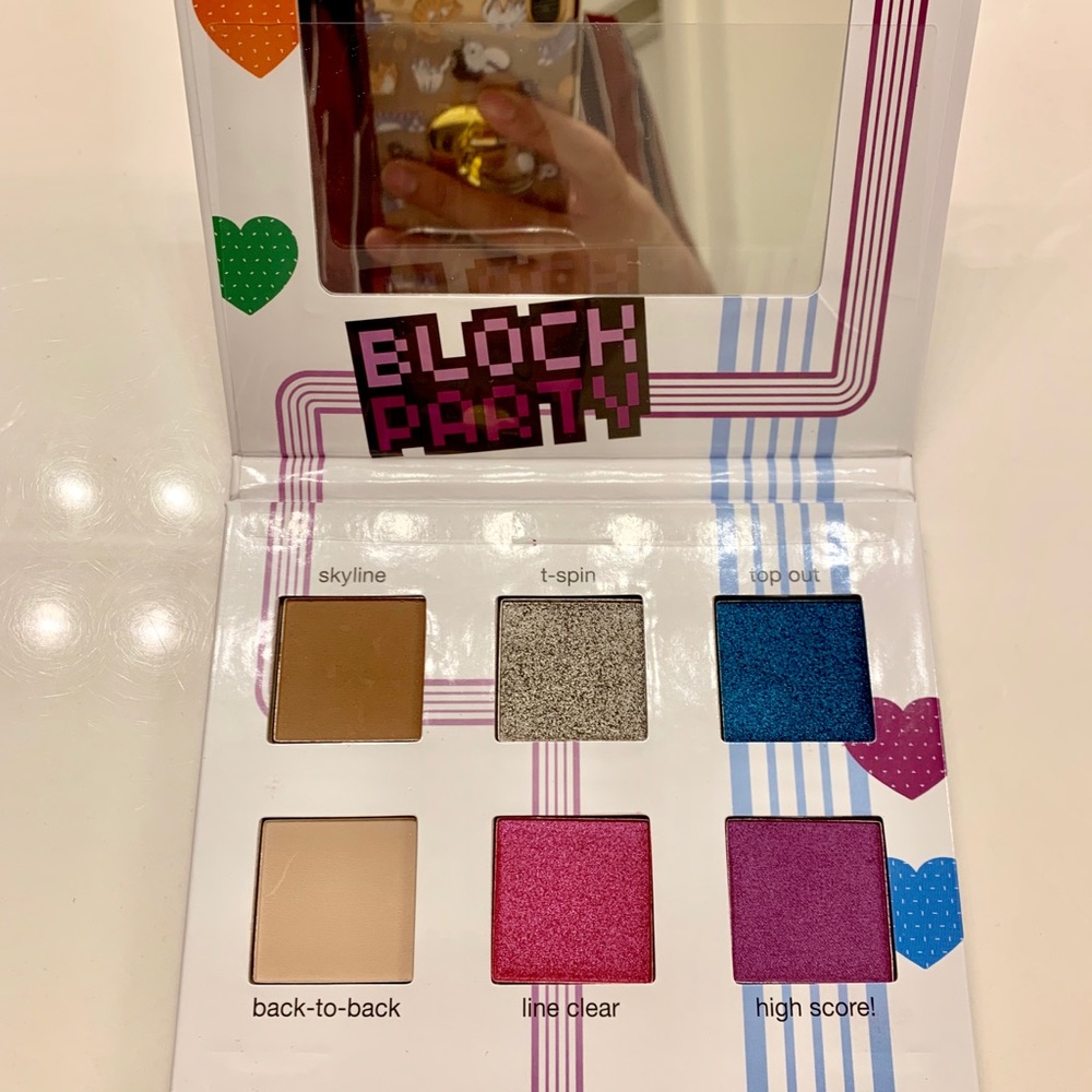 Tetris Ipsy Eyeshadow palette